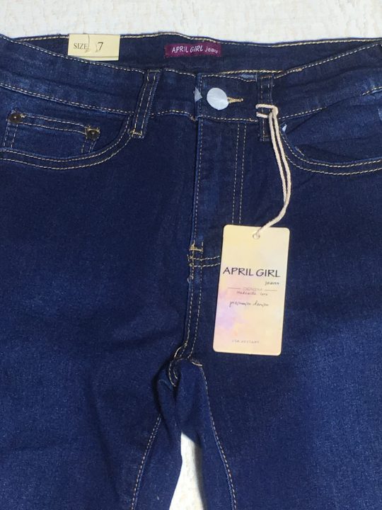 Quần-jean-denim-nữ-đáy-ngắn-có-túi-trước-túi-sau-hiệu-April-Girl-Jeans-màu-xanh-size-7-chính-hãng