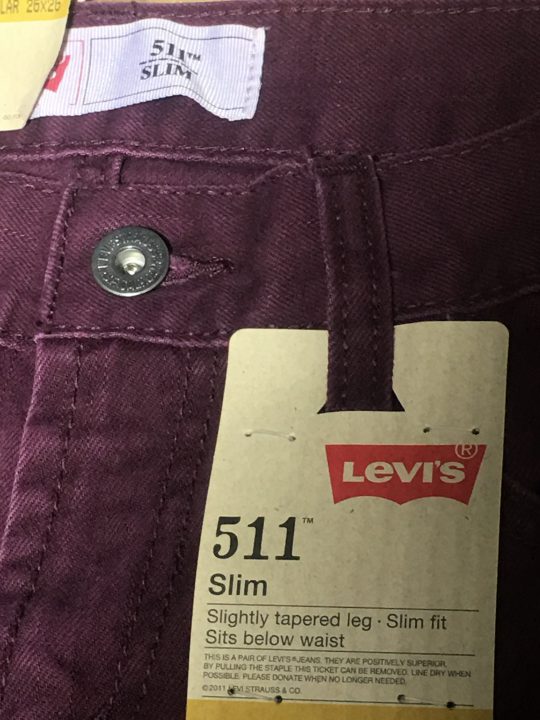 Quần-jeans-dài-cotton-nữ-đáy-ngắn-ống-đứng-hiệu-511-Levi’s-slim-fit-màu-xám-size-10-12-14-chính-hãng-hông