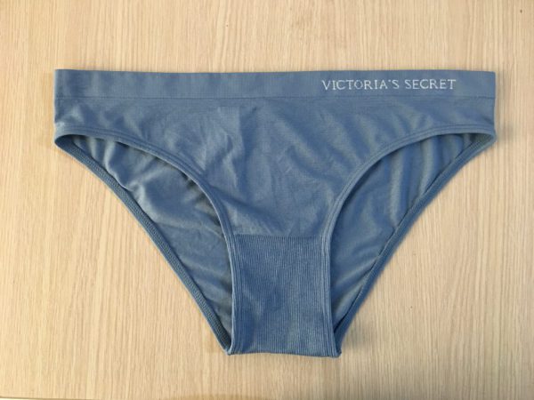 Quần-lót-nữ-Victorias-Secret-nửa-mông-cotton-size-S-màu-xanh-chính-hãng