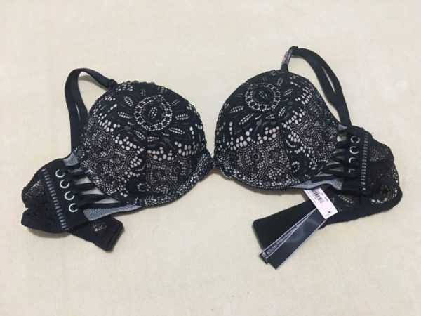 Áo-ngực-Victoria’s-Secret-very-sexy-nâng-nhiều-cài-sau-ren-màu-đen-size-34A-chính-hãng